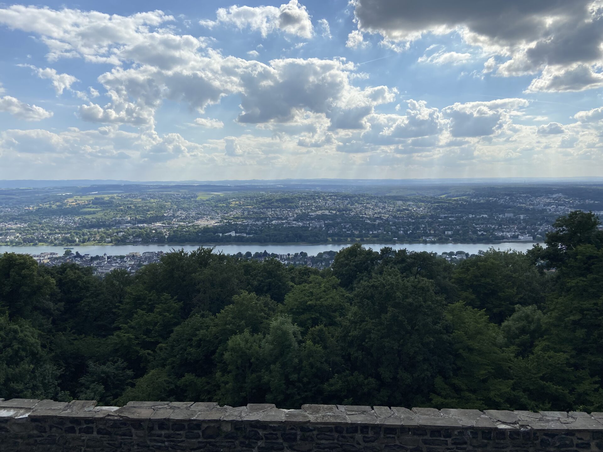 Indigene WEGe und indigene Stimmen in Bonn